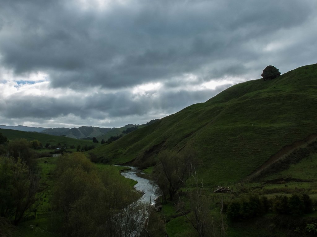 Hobbit-valley.jpg
